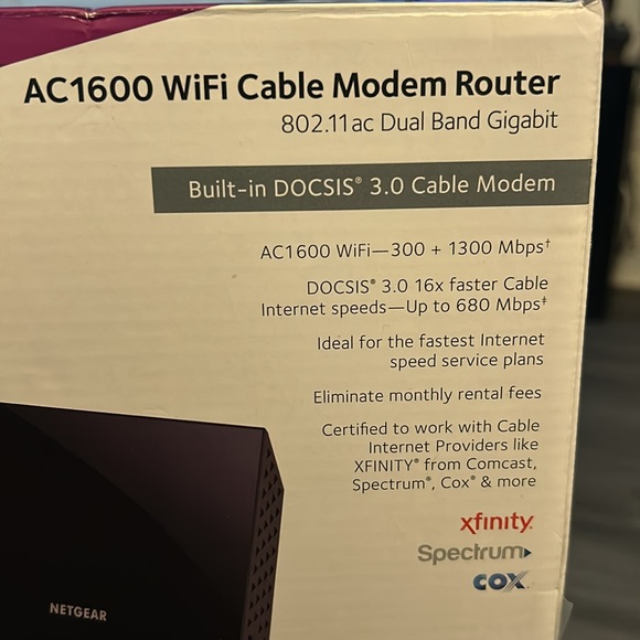 NetGear AC1600 WiFi Cable Modem Router - Picture 2 of 4